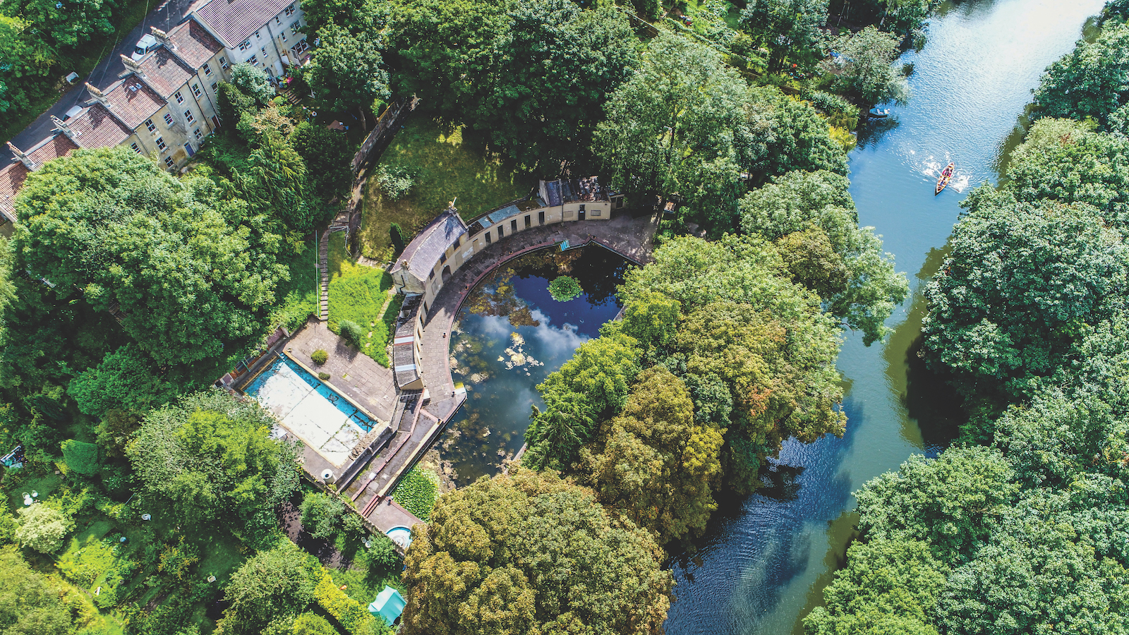 Contractor Beard has started work to restore the Grade II-listed Cleveland Pools