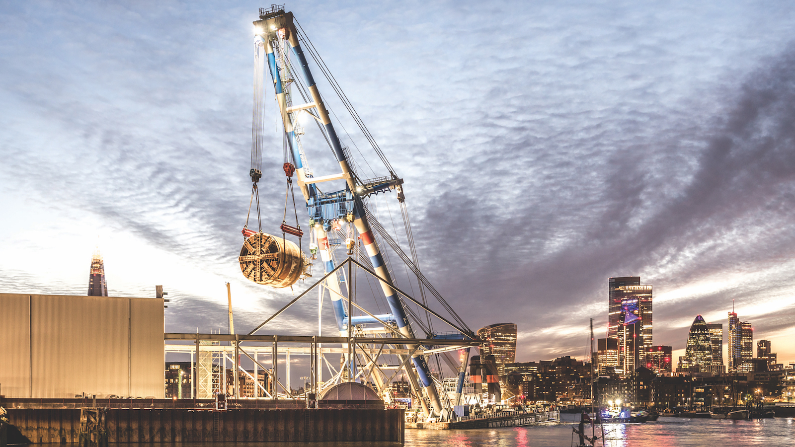 A 700-tonne tunnelling boring machine (TBM)used to dig the Tideway London super sewer being removed by an 1,800-tonne Matador 3 marine crane