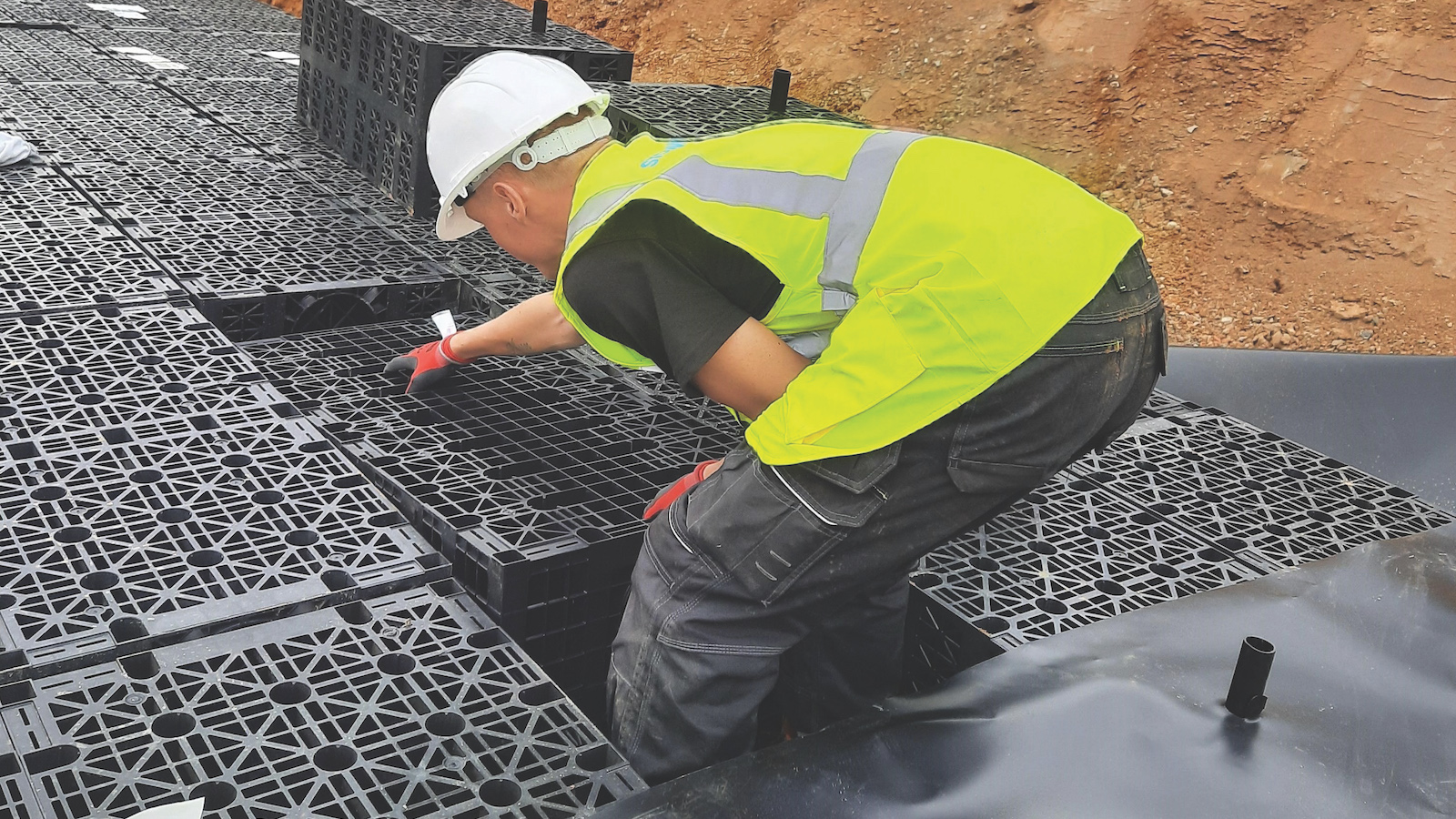 Modular drainage solution components are fitted