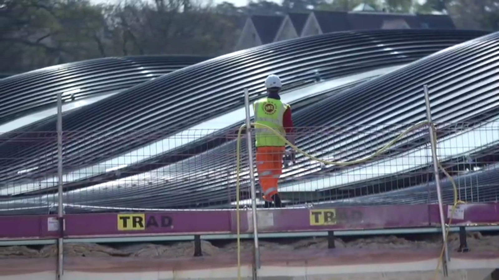 Video Willmott Dixon builds Wimbledon tennis players’ facilities