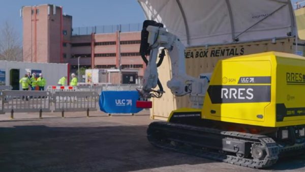 The RRES roadworks robot on trial in Epsom, Surrey.