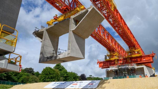 Construction starts on the Colne Valley Viaduct with the launch of a giant bridge building machine (Image courtesy of HS2)