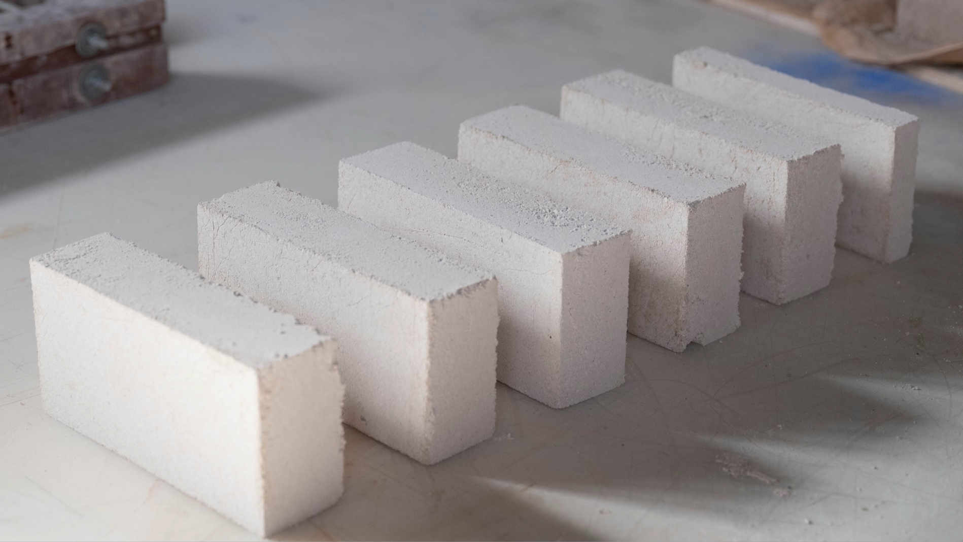 A series of white bricks.