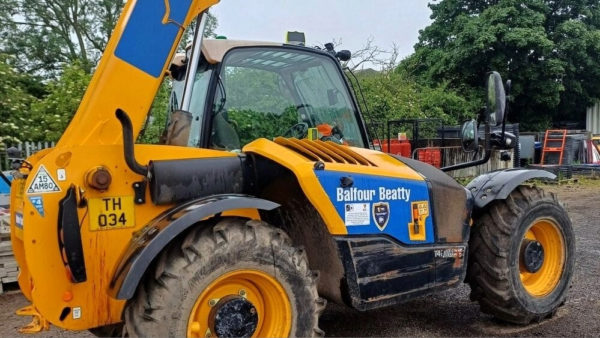 One of Balfour Beatty's telehandlers fitted with human form recognition technology