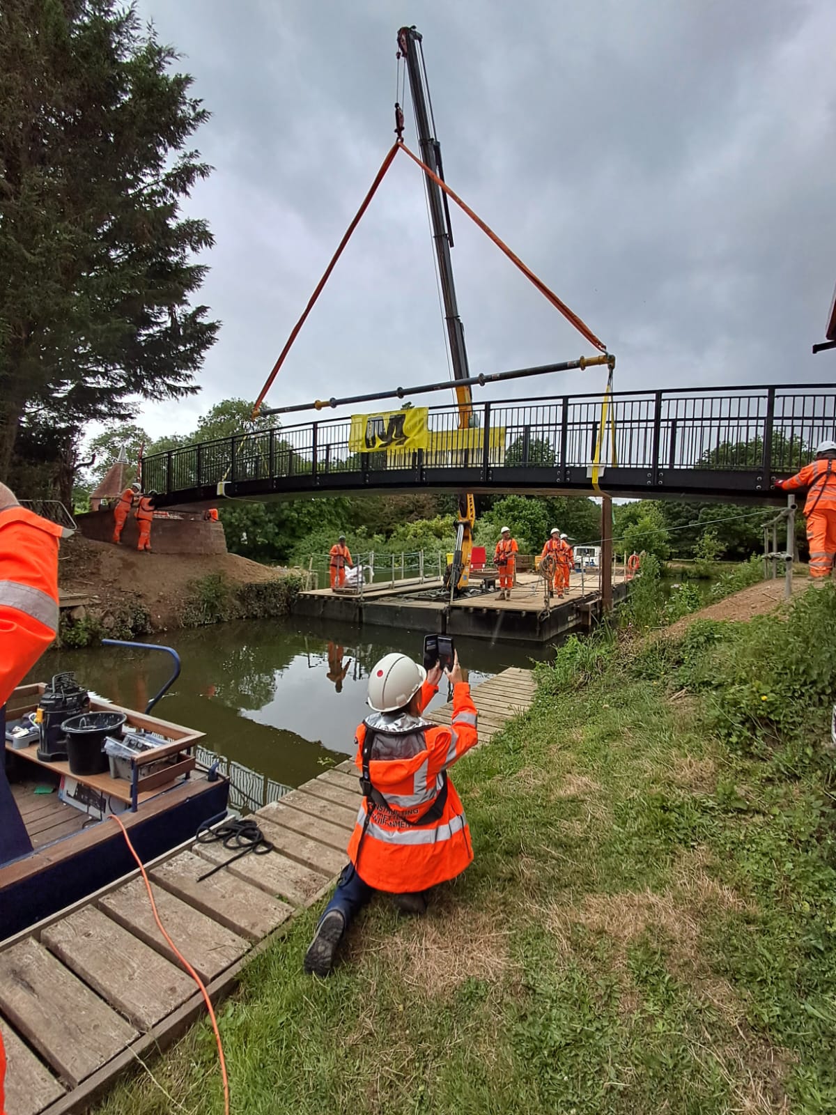 bridge recycled fishing nets - The bridge being installed.