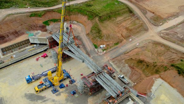 Bird view of the installation of 15 colossal bridge beams into position at HS2’s Interchange Station in Solihull