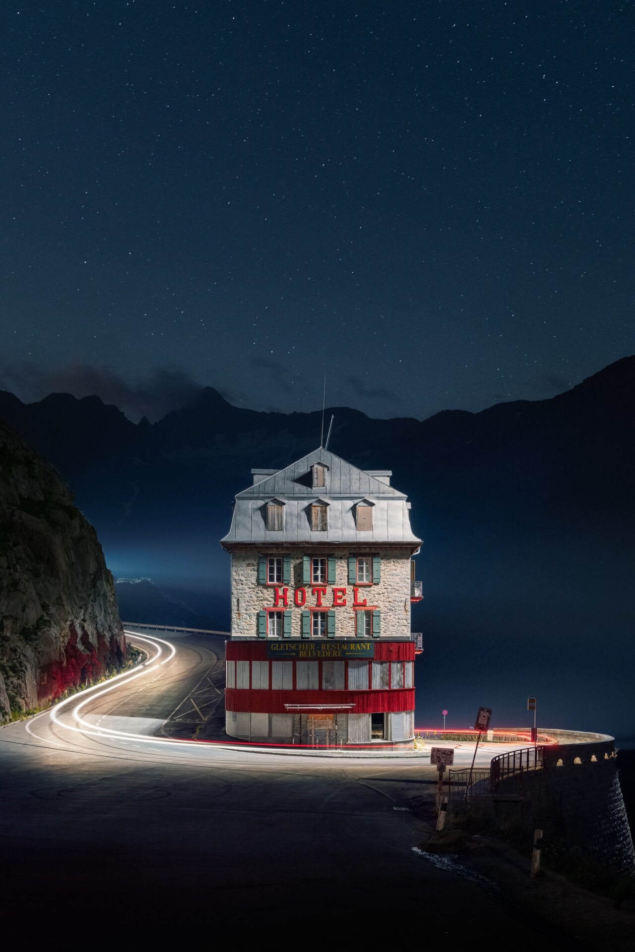 Night shot of a hotel on Furka Pass, a mountain in the Swiss Alps - Once upon a pass by Liam Man received the Judges’ Choice Award of the CIOB Art of Building competition 2025