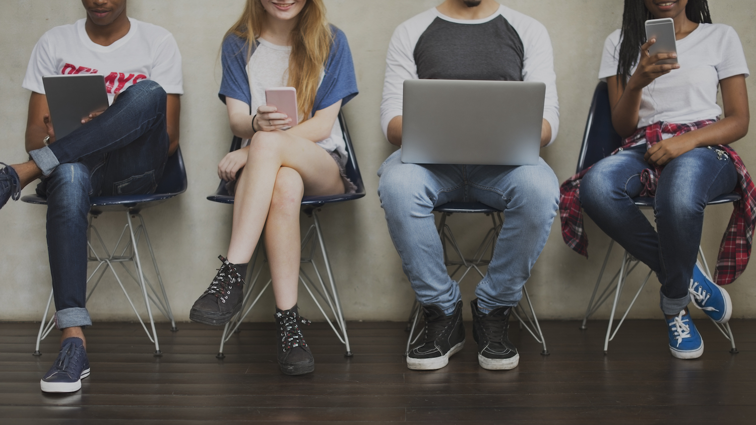 Teens construction careers Image: Dreamstime