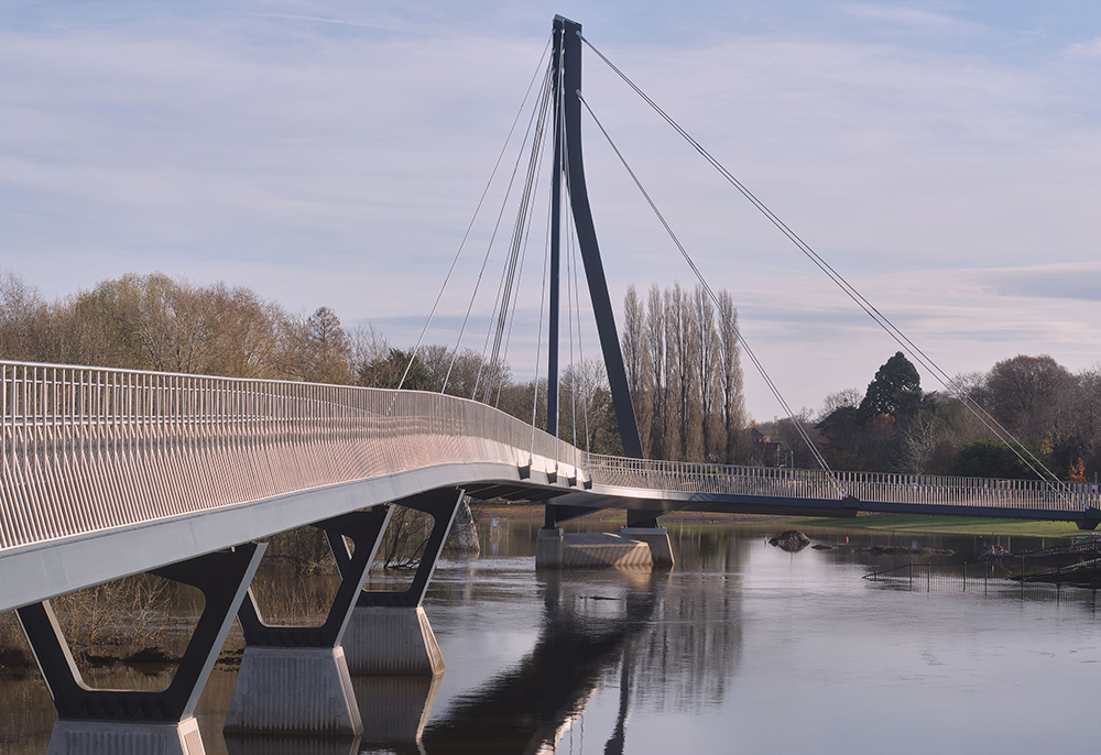 Steel’s speed of erection helped reduce the risk of flooding affecting the build programme. Image: Moxon Architects