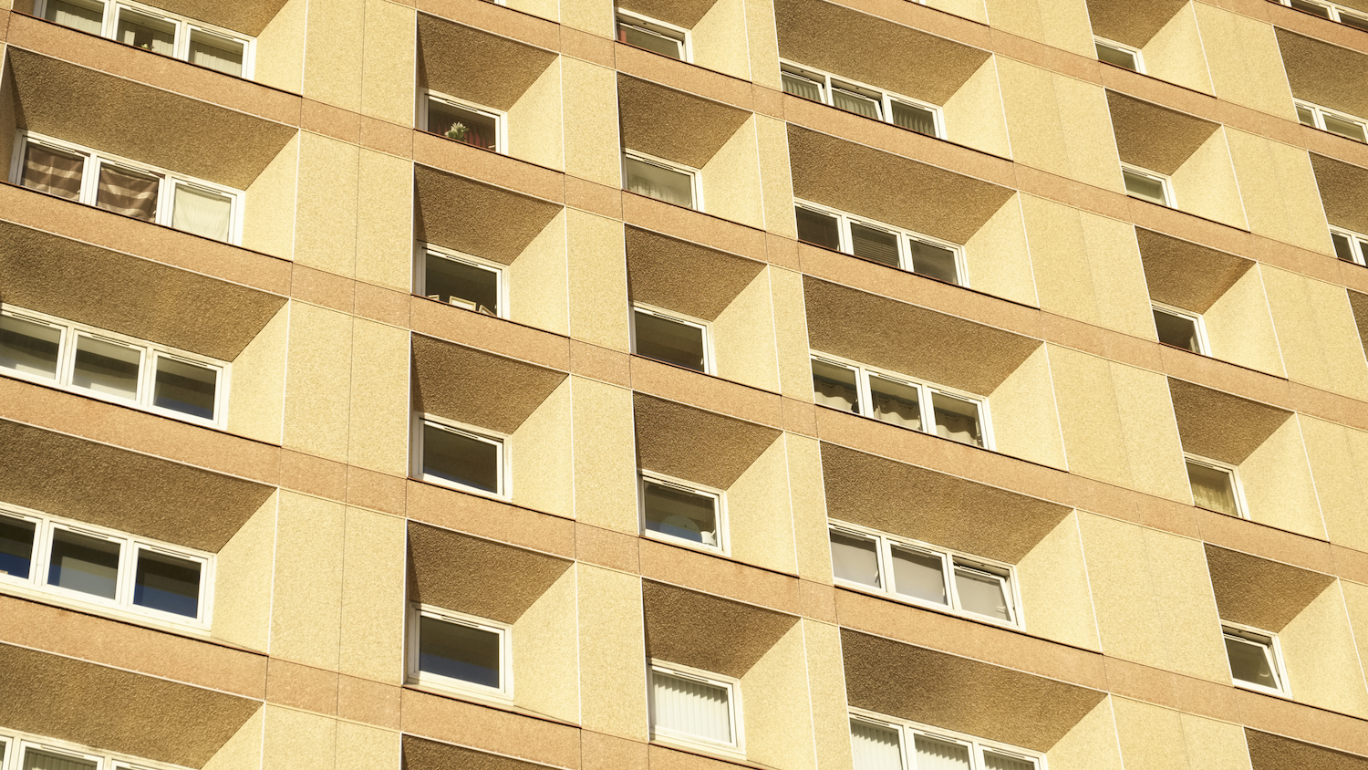 Building repairs Image: Richardjohnsonuk | Dreamstime.com