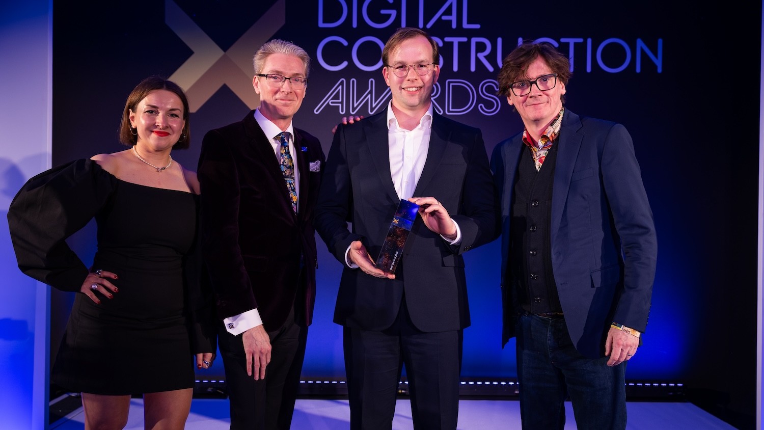 David Wisth of NavLive collects the trophy from Ed Byrne (far right), Justin Stanton of DC+ (second left) and Karolina Orecchini from Digital Construction Week (far left). Image: © 2026 – ASV Photography Ltd.
www.ASVphotos.com