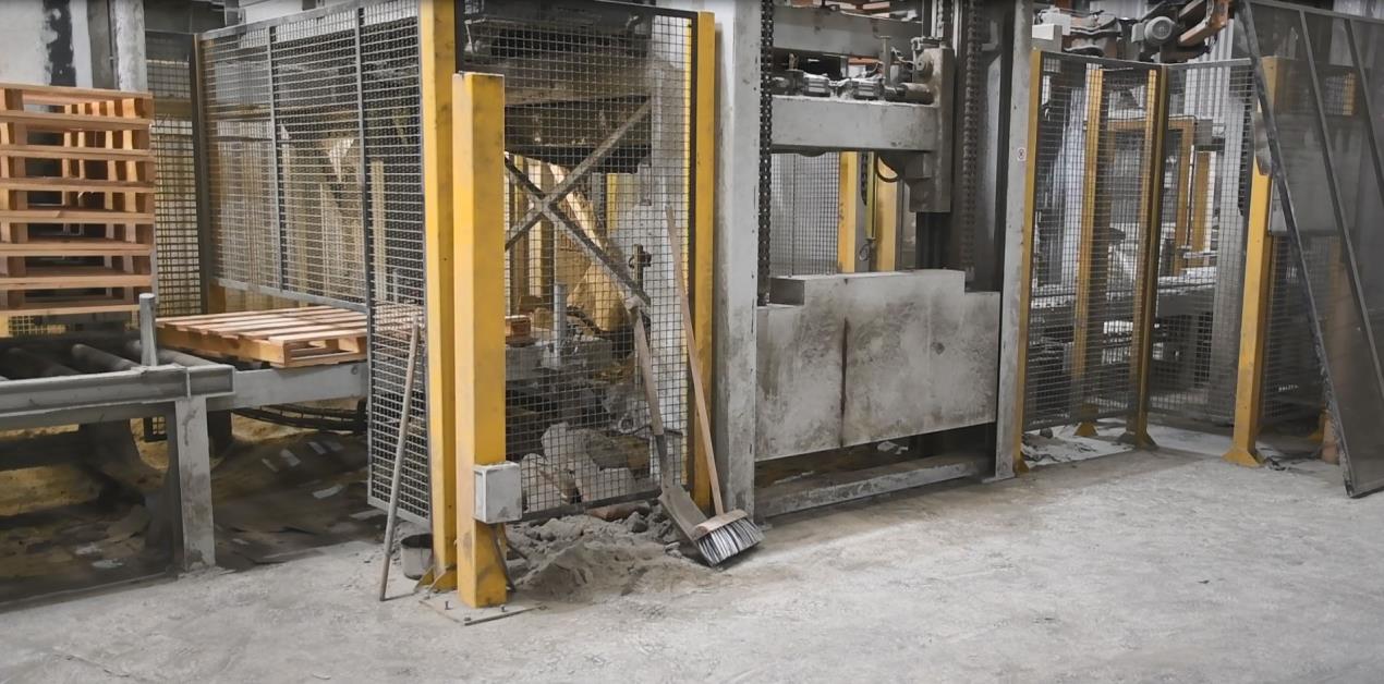 Cement firm fined £1m - A cement company has been fined £1m after one of its workers was killed when he was crushed by machinery Image: HSE
