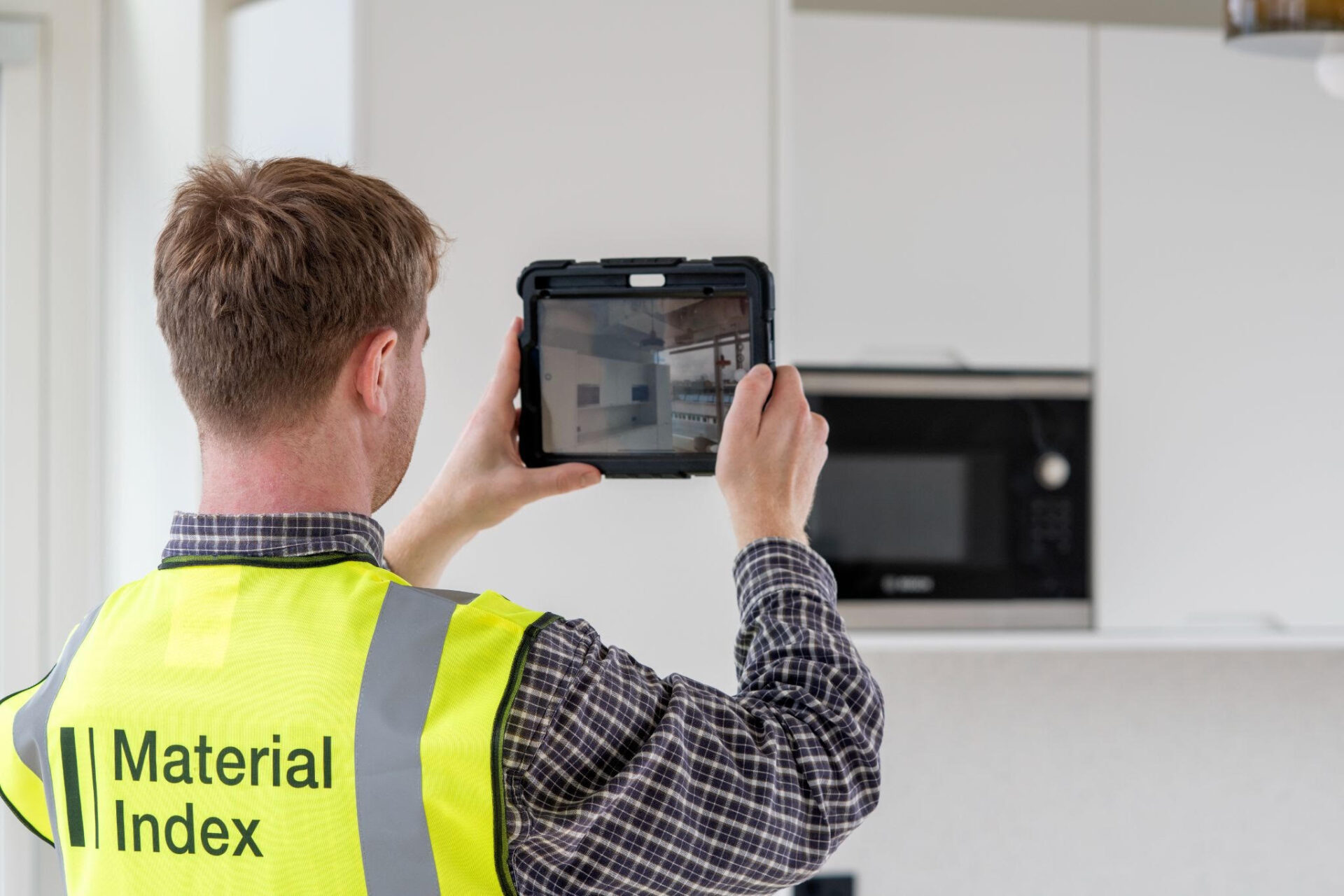 Oktra Material Index - Office design-and-build company Oktra has teamed up with circular economy platform Material Index to reuse materials