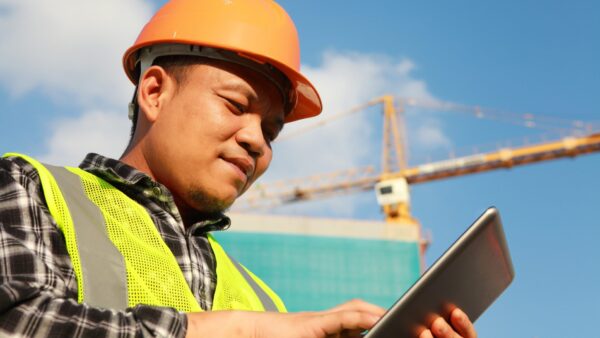 Construction digital tablet. Image: Dreamstime