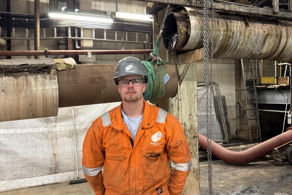 rigger engineering construction - Tom Knights, 24, from Norfolk, works as a rigger for pipework and engineering company Pruce Newman